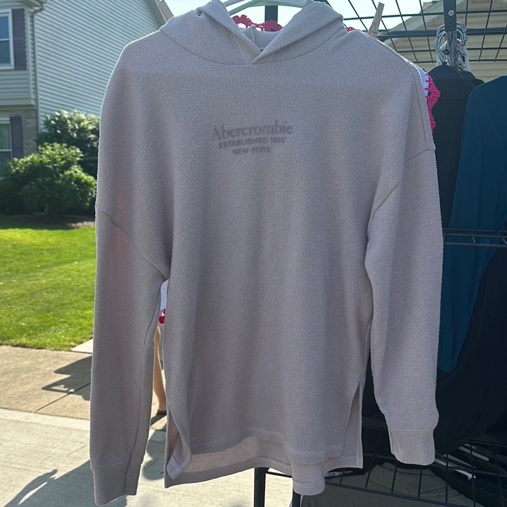 Abercrombie & Fitch Cream Sweatshirt Hoodie